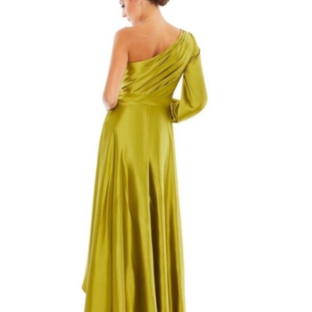 Elegant One-Shoulder Mac Duggal Dress size 6 - Picture 2 of 14